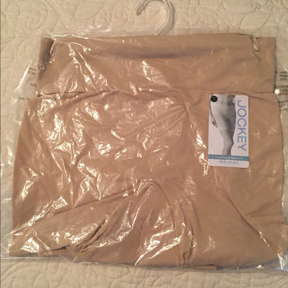 Ladies Jockey Skinmies